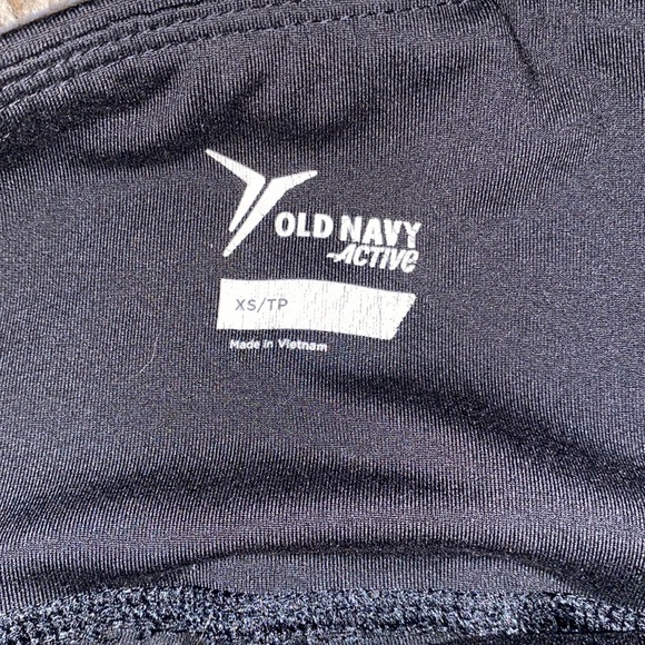 Old navy -active - Picture 3 of 5